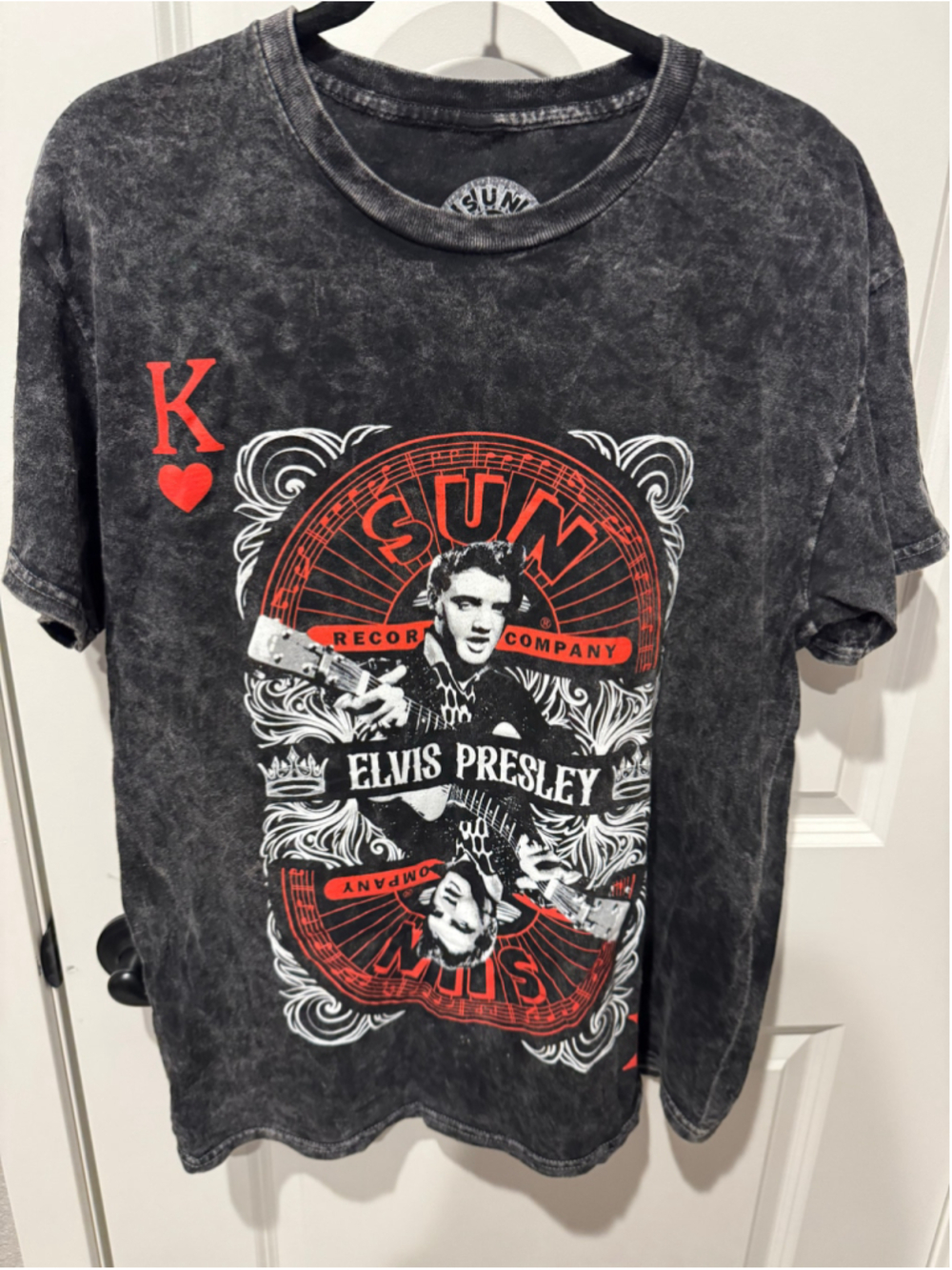 Men's Sun Records Elvis Presley Graphic Tee, Size L, Black and Red